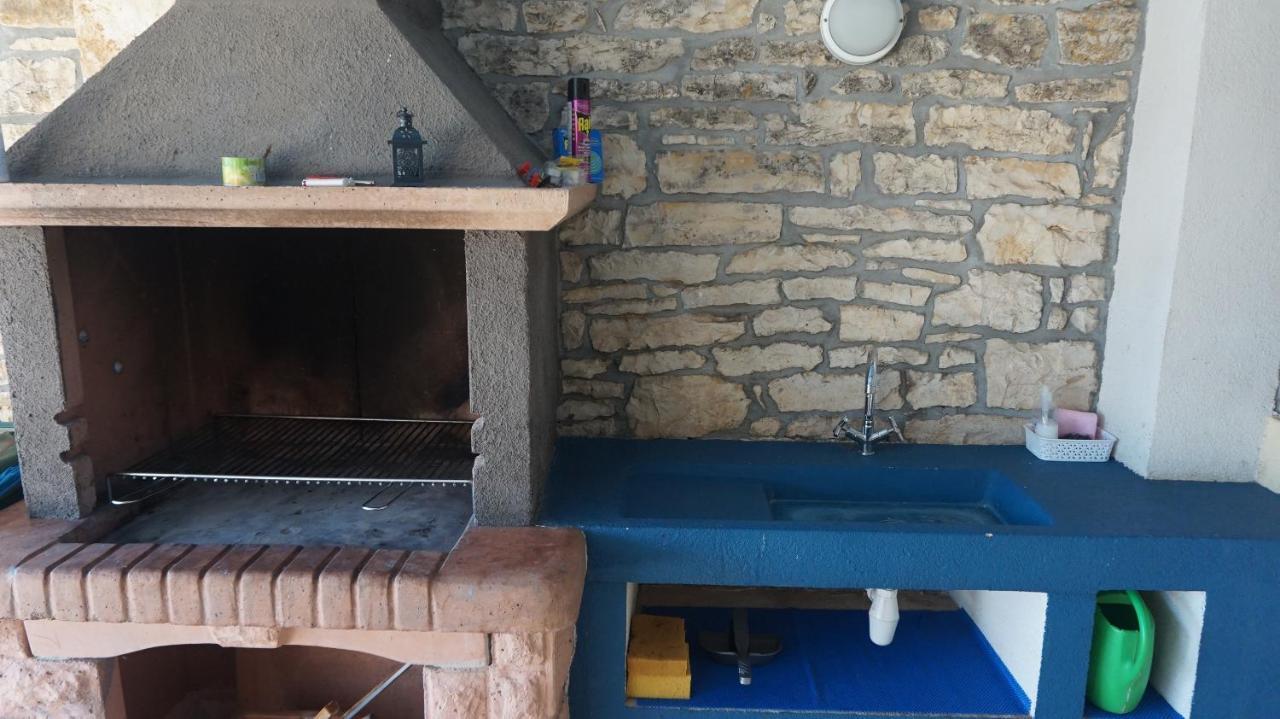 Holiday Home Ava1 With Pool & Holiday Home Ava2 With Whirlpool Baderna Exterior photo