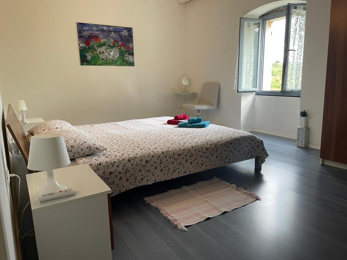 Holiday Home Ava1 With Pool & Holiday Home Ava2 With Whirlpool Baderna Exterior photo