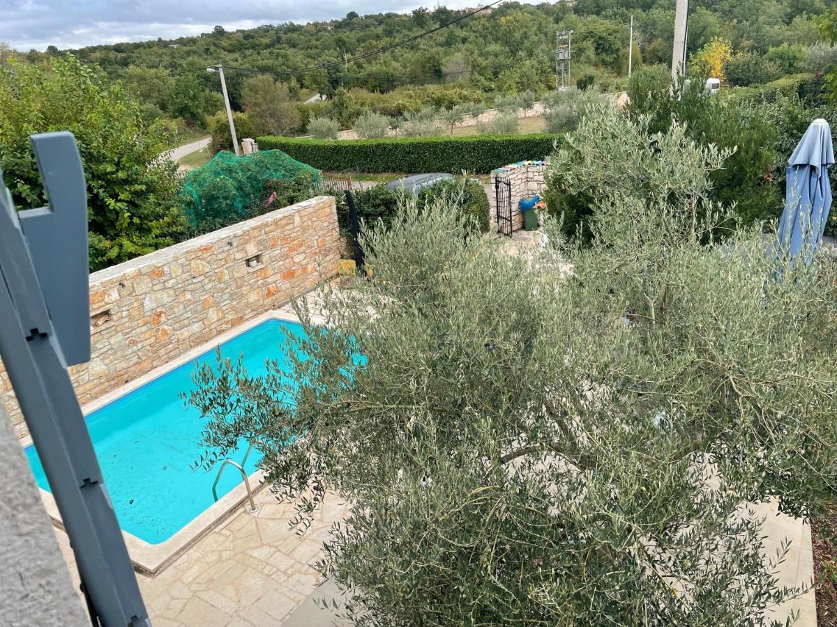Holiday Home Ava1 With Pool & Holiday Home Ava2 With Whirlpool Baderna Exterior photo